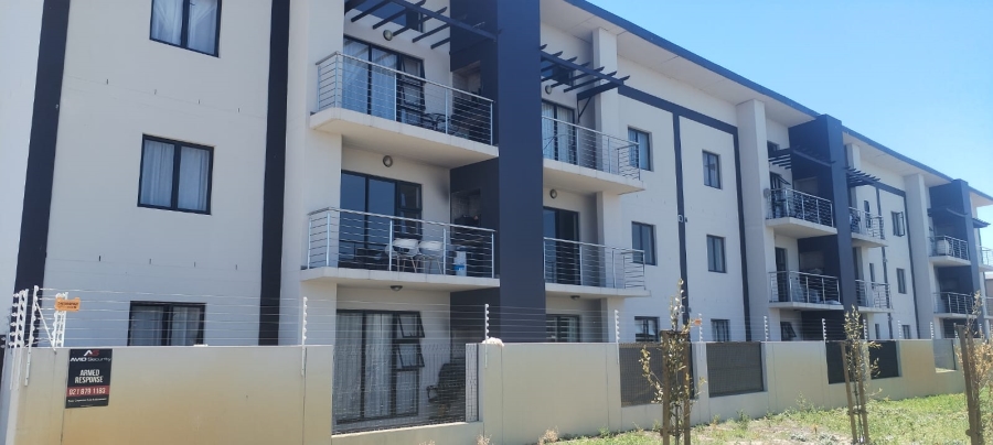 3 Bedroom Property for Sale in Parklands East Western Cape